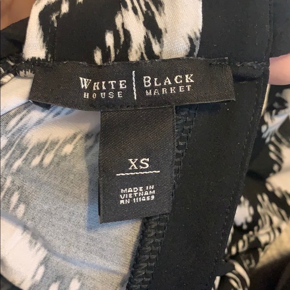 Halter top with cinched waist - Picture 5 of 6